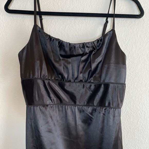 Lulus satin high slit gown - Picture 7 of 13